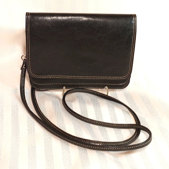 Buxton Handbags - Buxton Leather Crossbody
